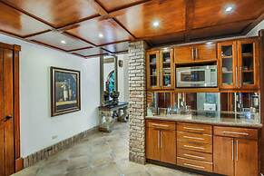 5-star villa for rent in Moroccan-style