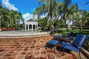 5-star villa for rent in Moroccan-style