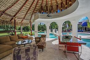 5-star villa for rent in Moroccan-style