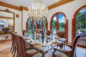 5-star villa for rent in Moroccan-style