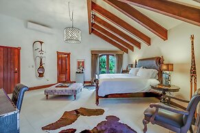 5-star villa for rent in Moroccan-style