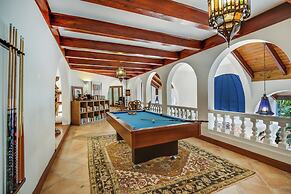5-star villa for rent in Moroccan-style