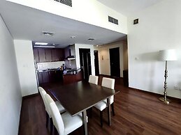 Lux BnB 1BD Discovery Gardens