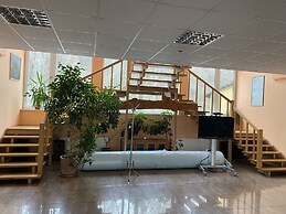 Conference center and restaurant Backonys