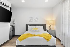 The Sunset Inn-South Miami