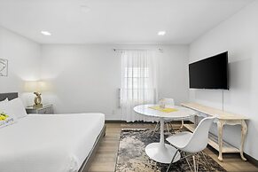 The Sunset Inn-South Miami