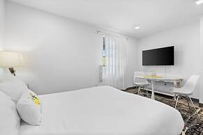 The Sunset Inn-South Miami