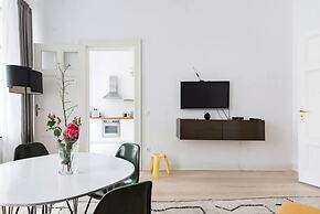 Top Luxury Space Spree Mitte Berlin