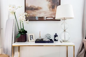 NEW Stunning 5BD Kensington House