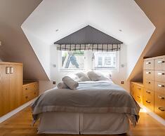 NEW Stunning 5BD Kensington House