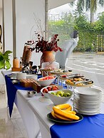 Hotel Real Elim International