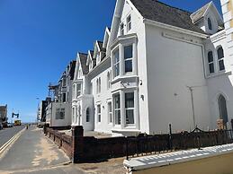 1820 Boutique Rooms and Suites