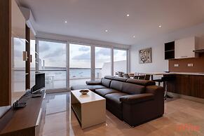 Seafront Penthouse w Unobstructed Sea Views