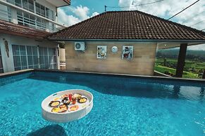 Bhuana Agung Villa & Restaurant