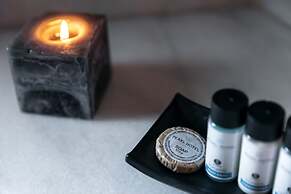 Pearl of Caldera Oia Boutique Hotel