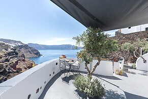 Pearl of Caldera Oia Boutique Hotel