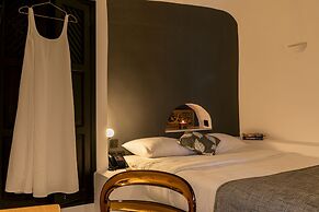 Pearl of Caldera Oia Boutique Hotel