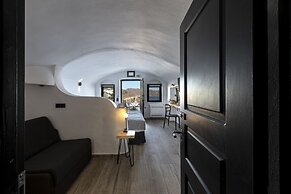 Pearl of Caldera Oia Boutique Hotel