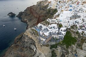 Pearl of Caldera Oia Boutique Hotel