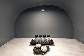 Pearl of Caldera Oia Boutique Hotel