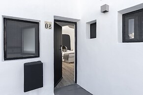Pearl of Caldera Oia Boutique Hotel
