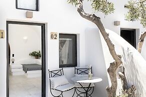 Pearl of Caldera Oia Boutique Hotel