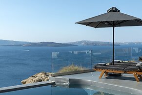 Pearl of Caldera Oia Boutique Hotel