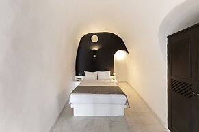 Pearl of Caldera Oia Boutique Hotel