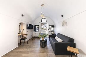 Pearl of Caldera Oia Boutique Hotel