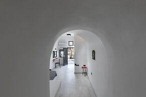 Pearl of Caldera Oia Boutique Hotel