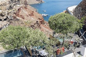 Pearl of Caldera Oia Boutique Hotel