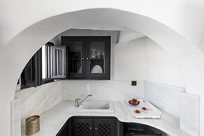 Pearl of Caldera Oia Boutique Hotel