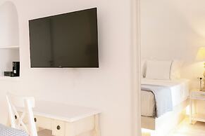 Anemos Cave Suites