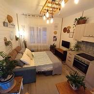 An Oasi for Traveller Close to the Lake and Lugano