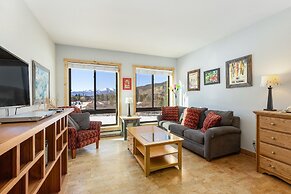 2754 Slopeside Condo by RedAwning