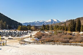 2754 Slopeside Condo by RedAwning