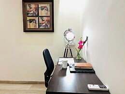 Olive Service Apartment Near Artemis