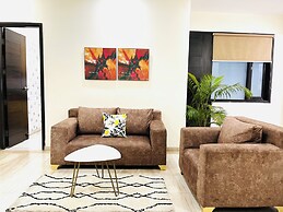 Olive Service Apartment Near Artemis