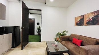 Olive Service Apartment Near Artemis