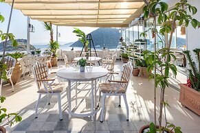 Liman Hotel Gumusluk- Adult Only