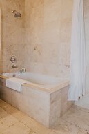 Le Soleil d'Or CaymanBrac