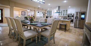 5Bdrm 3.5Bath 12Beds - HOME BIG AS TEXAS