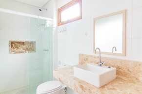 PF24 Excelente Casa 6 Suítes