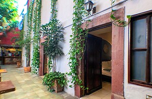 Hotel Mesones 49