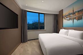 Ramada Encore by Wyndham Wuhan West