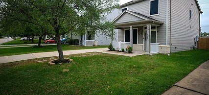 3Bdrm 2.5Bath 5Beds - Warm Home in Katy
