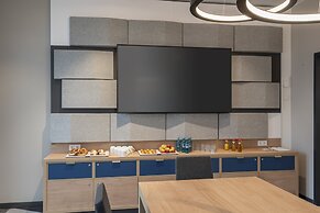 Holiday Inn Express Munich North by IHG