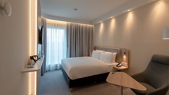 Holiday Inn Express Munich North by IHG
