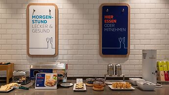 Holiday Inn Express Munich North by IHG