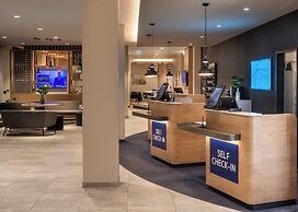 Holiday Inn Express Munich North by IHG